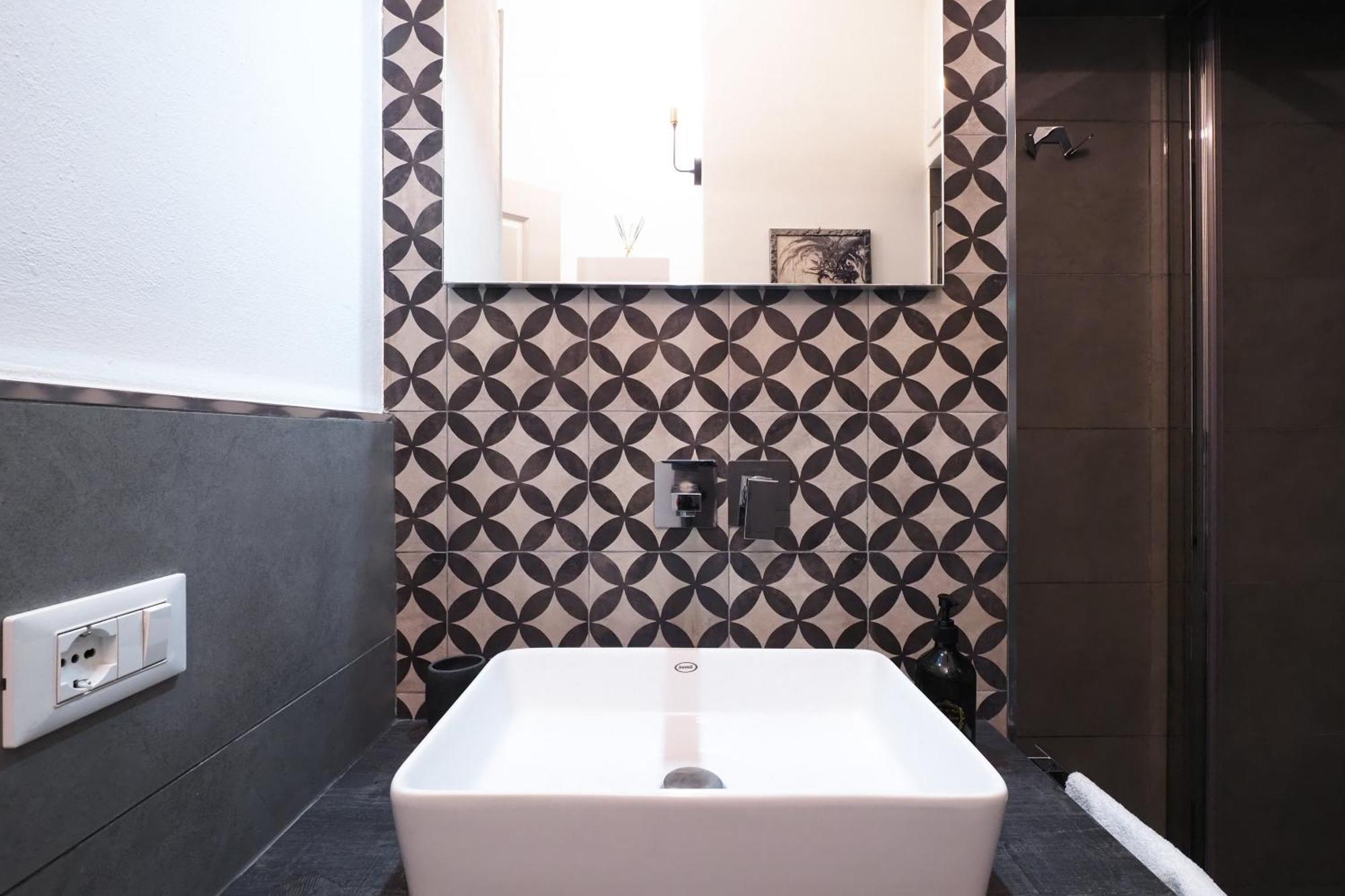 Primopiano - Ugo Bassi Apartment Milan Exterior photo